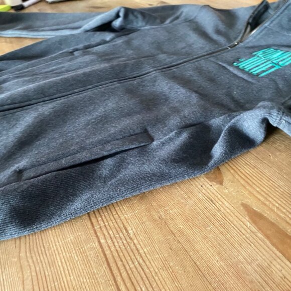 Full zip sweatshirt -- Romeo and Juliet on Broadway crew-only show merch! - Picture 4 of 10